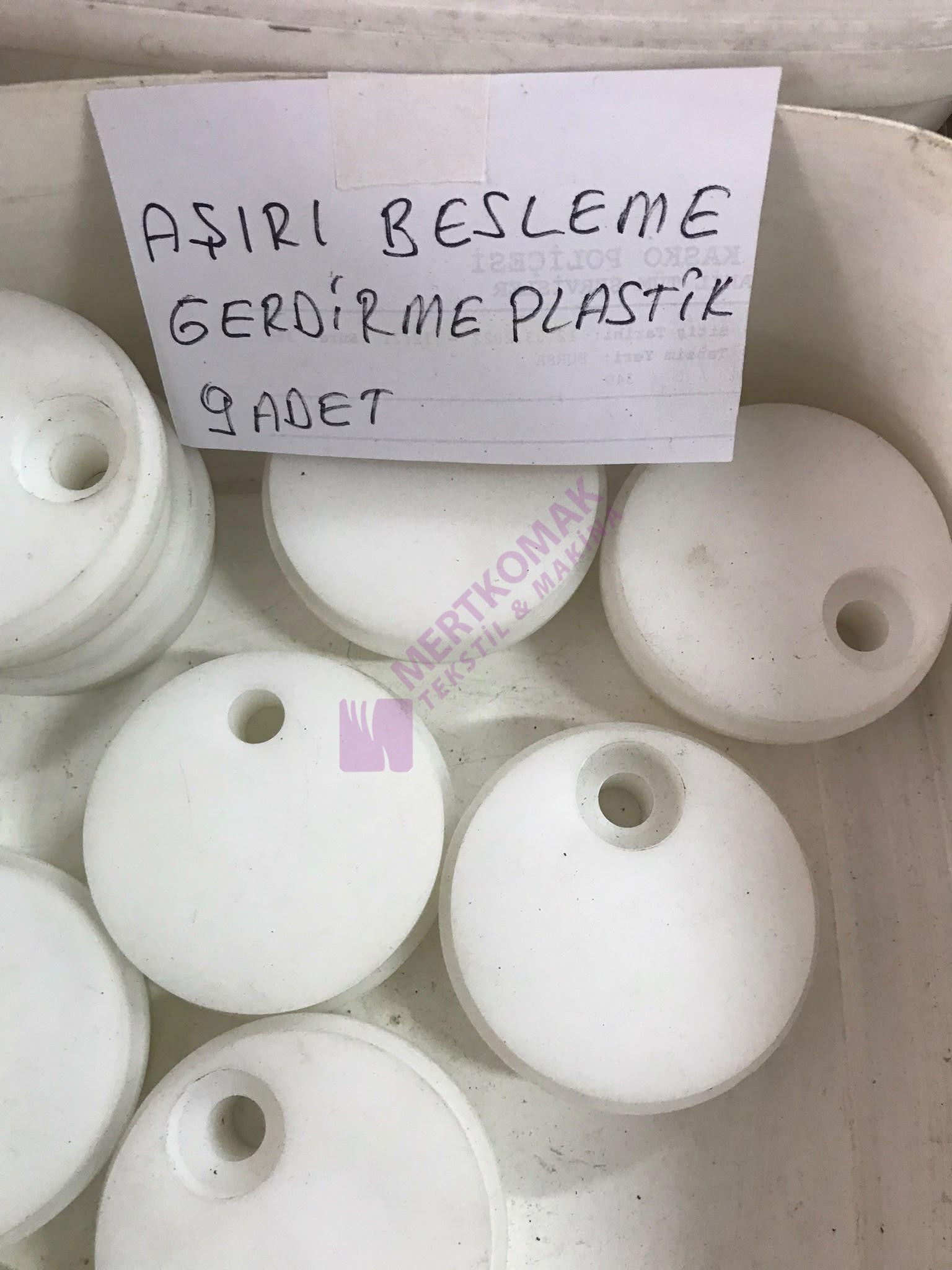 Aşırı besleme gerdirme plastik